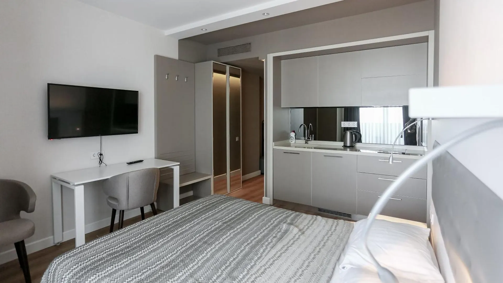 Seaview Marriott Apartment Batumi