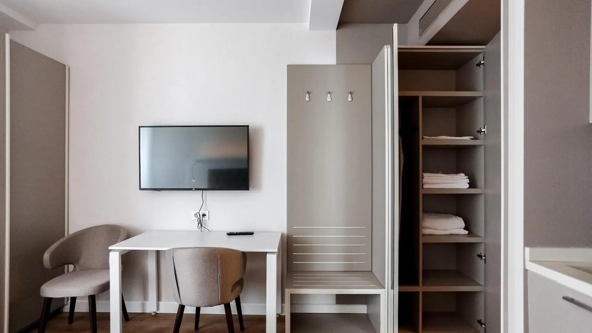 Seaview Marriott Apartment Batumi 0*,  Georgia