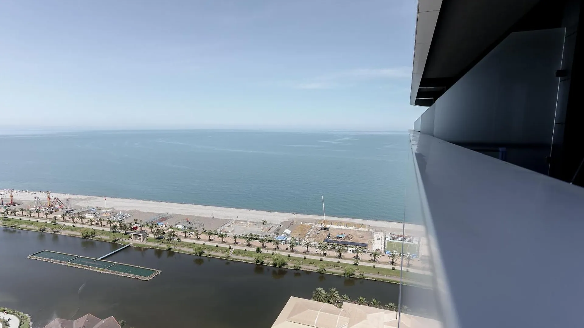 Seaview Marriott Apartment Batumi
